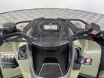 Bombardiercanam Outlander