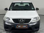 Nissan NP200