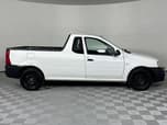 Nissan NP200
