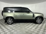 Land Rover Defender 110