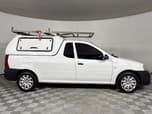 Nissan NP200