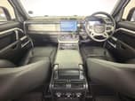 Land Rover Defender 110