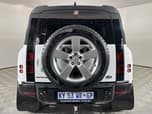 Land Rover Defender 110