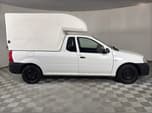 Nissan NP200