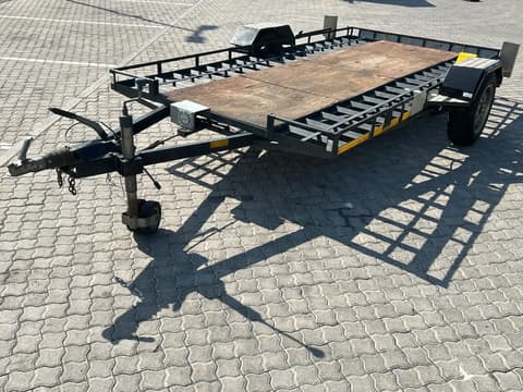 2018 Custom Flatbed