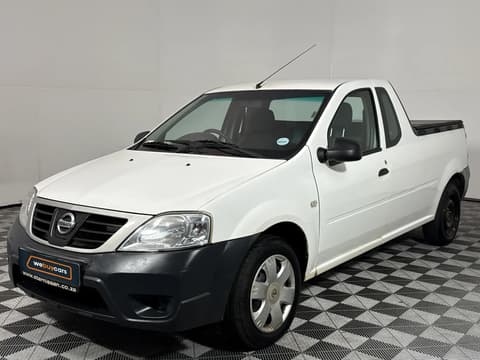 2019 Nissan NP200