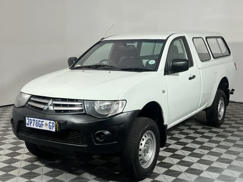 2014 Mitsubishi Triton
