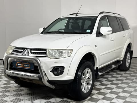 2014 Mitsubishi Pajero