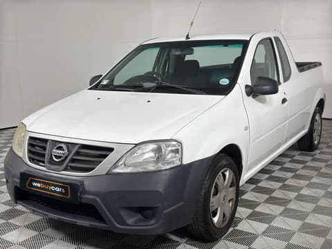 2019 Nissan NP200