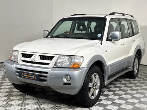 2005 Mitsubishi Pajero