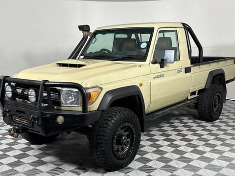 2018 Toyota Land Cruiser