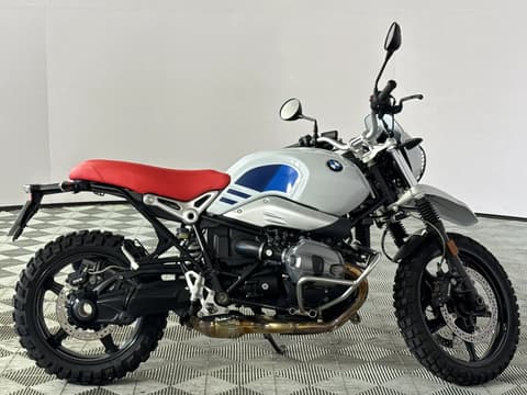 2020 BMW R Series