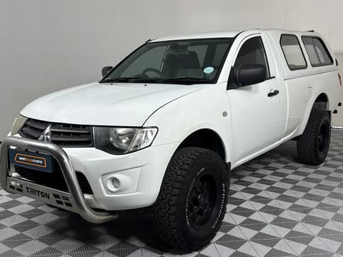 2015 Mitsubishi Triton