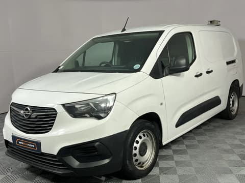 2020 Opel Combo