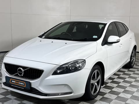 2019 Volvo V40