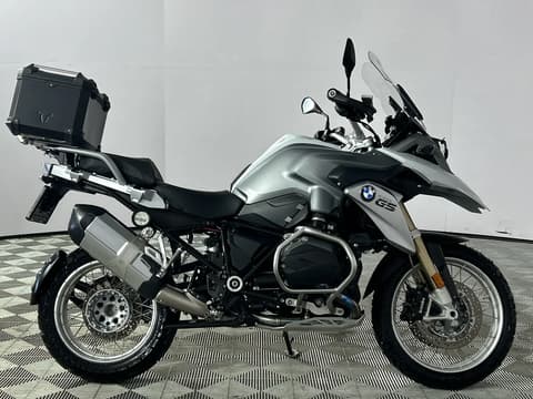 2017 BMW R Series