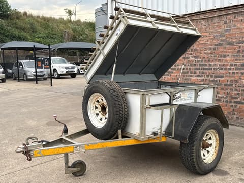 2005 Buzzard Industries Overlander