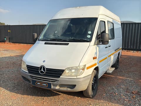 2001 Mercedes-Benz Sprinter