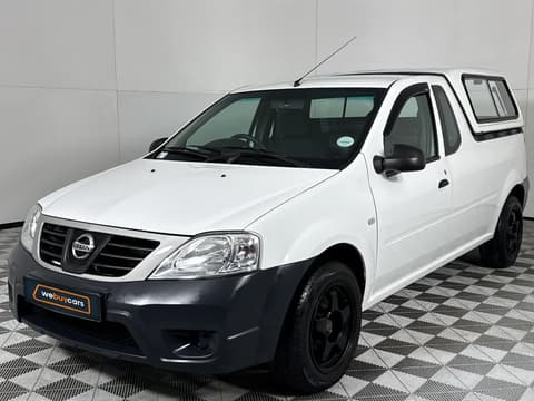 2020 Nissan NP200