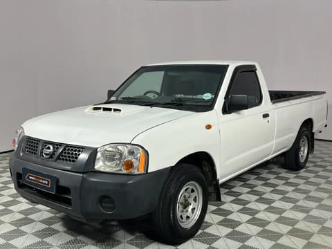 2017 Nissan Hardbody
