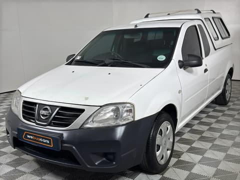 2017 Nissan NP200
