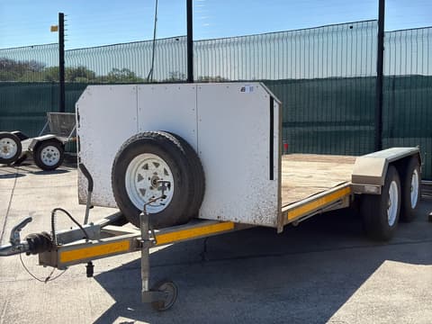 2019 Custom Flatbed