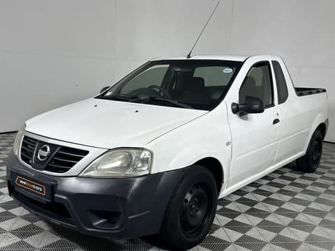 2019 Nissan NP200