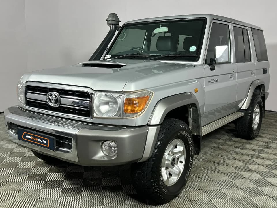 2015 Toyota Land Cruiser 70 Series