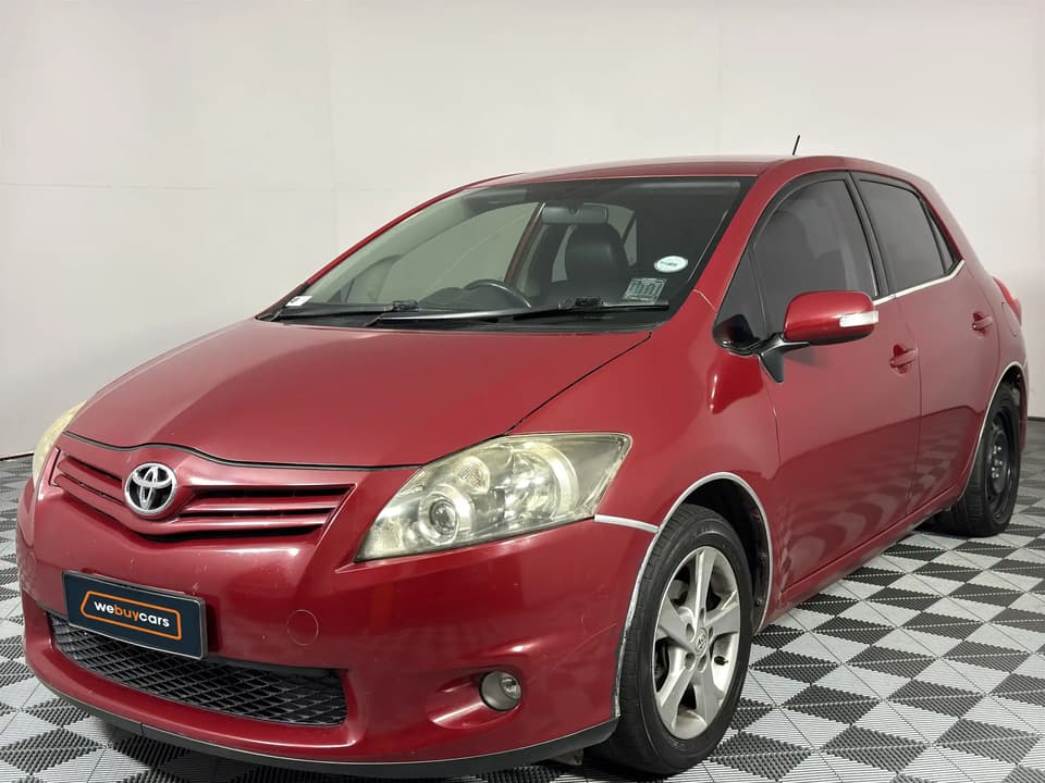 2011 Toyota Auris