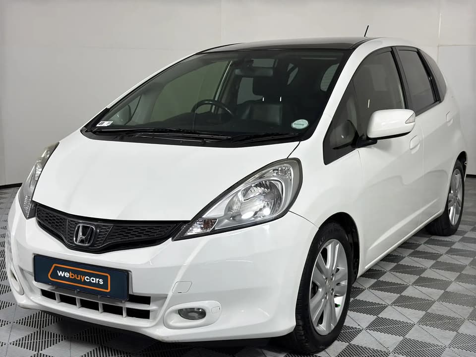 We Buy Cars | 2014 Honda Jazz — Stock Number 4F6711659
