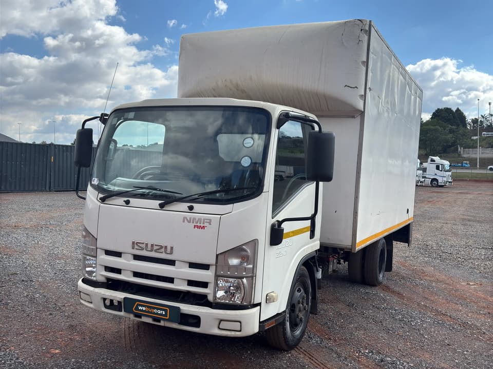 2021 Isuzu NMR