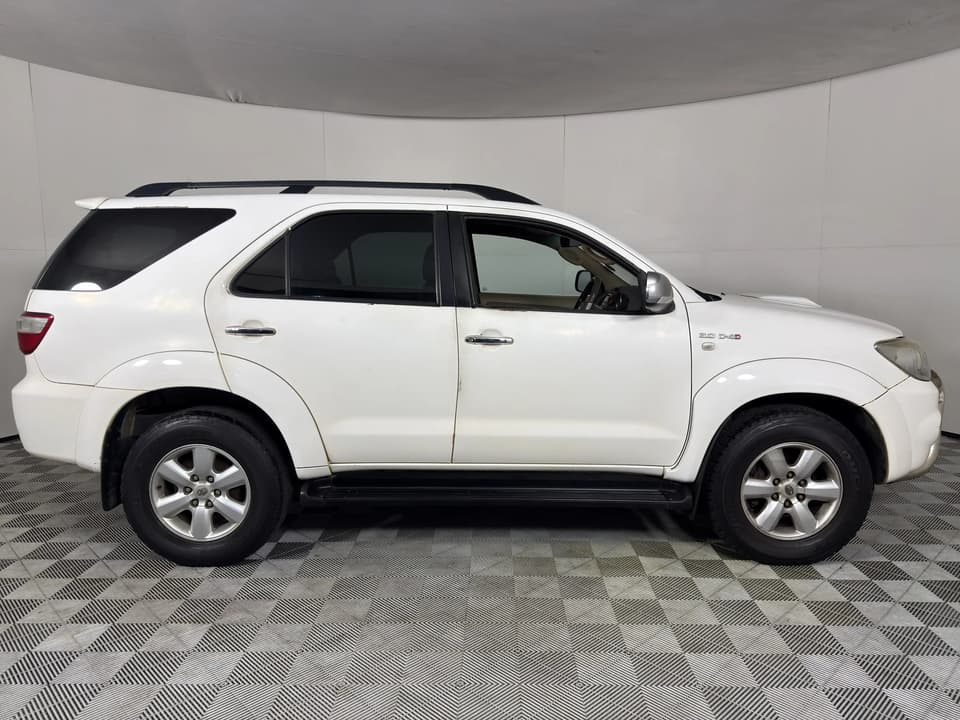 2011 Toyota Fortuner
