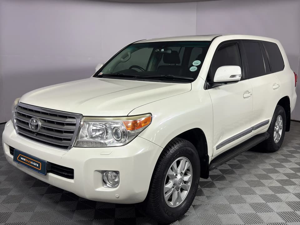 2013 Toyota Land Cruiser