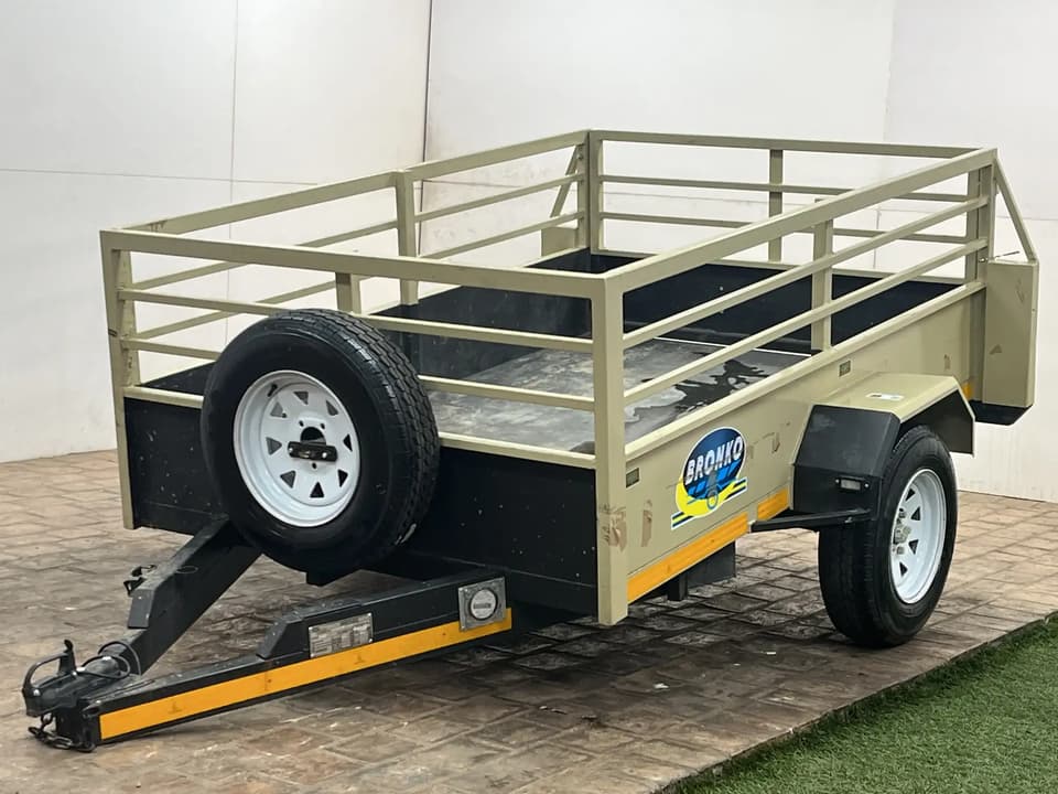 2025 Bronko Box Body