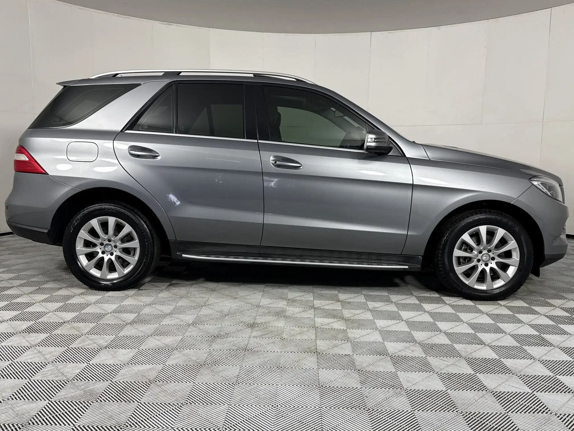Mercedes-Benz M Class