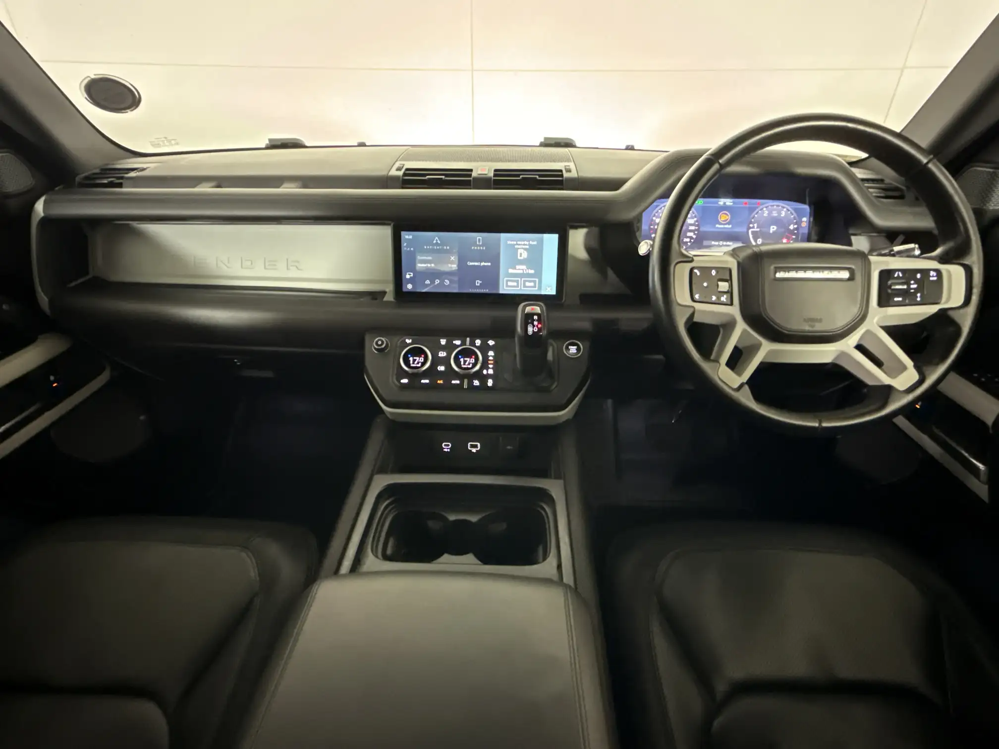 Land Rover Defender 90