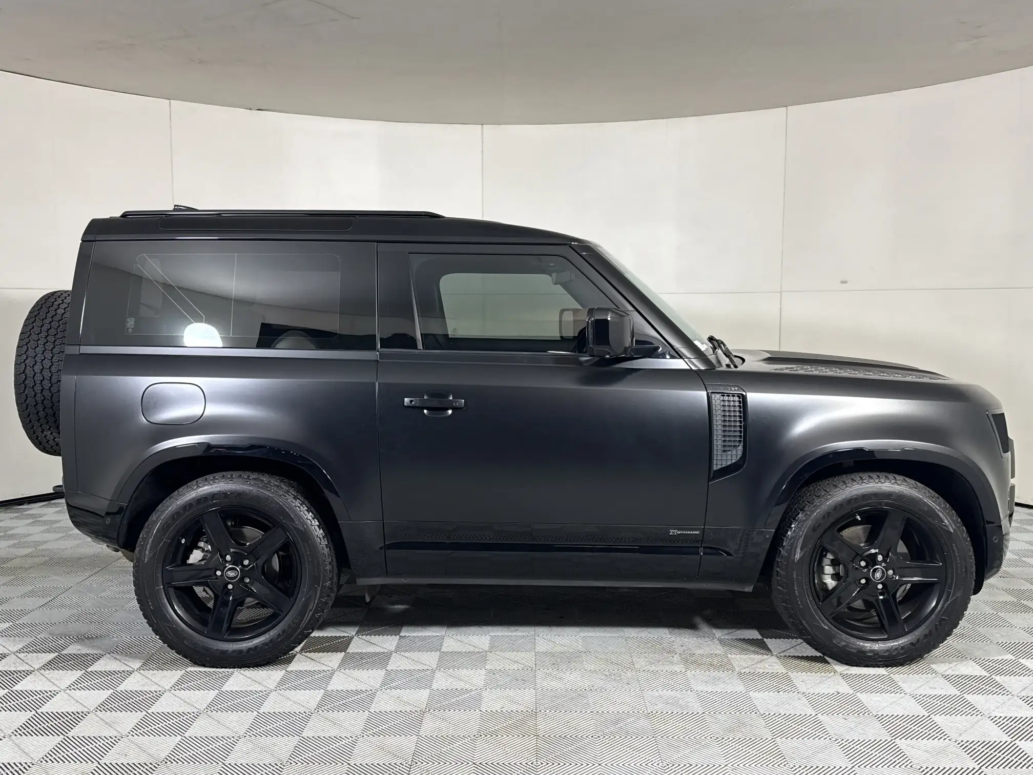 Land Rover Defender 90
