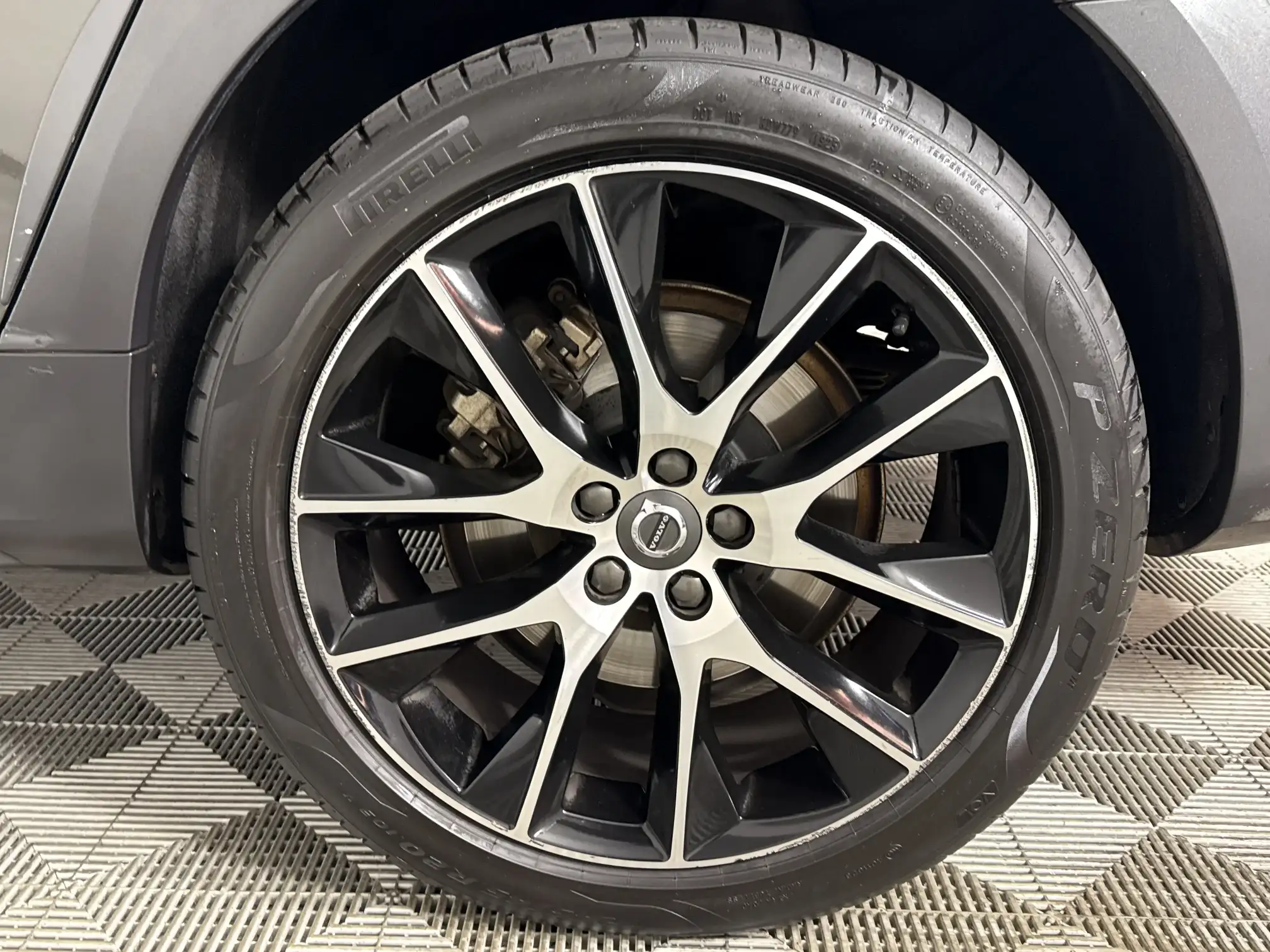 Volvo V90