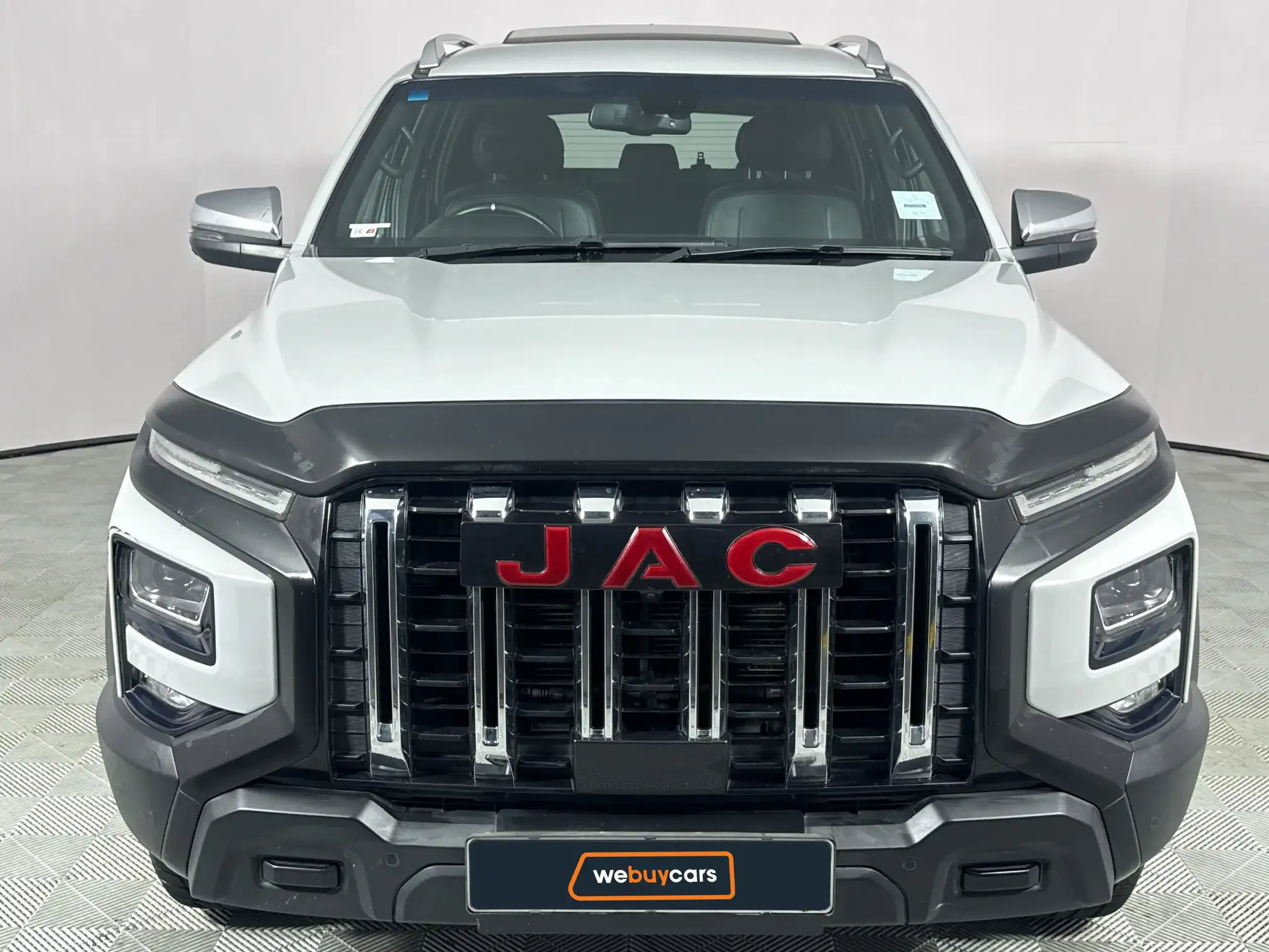 JAC T9