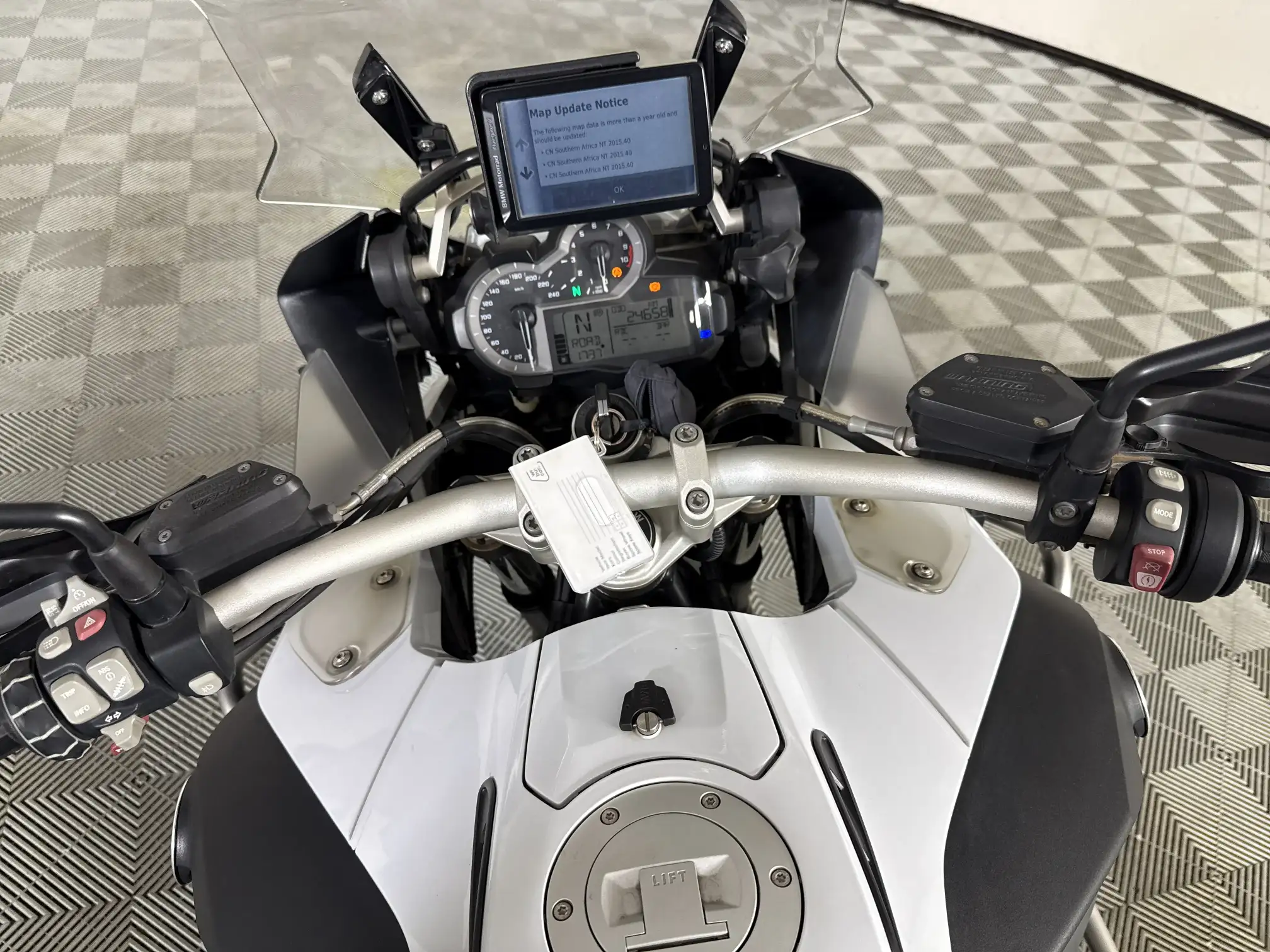 BMW R Series