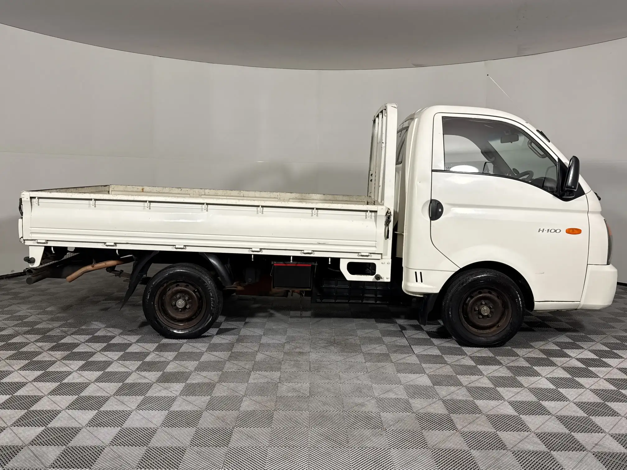 Hyundai H100