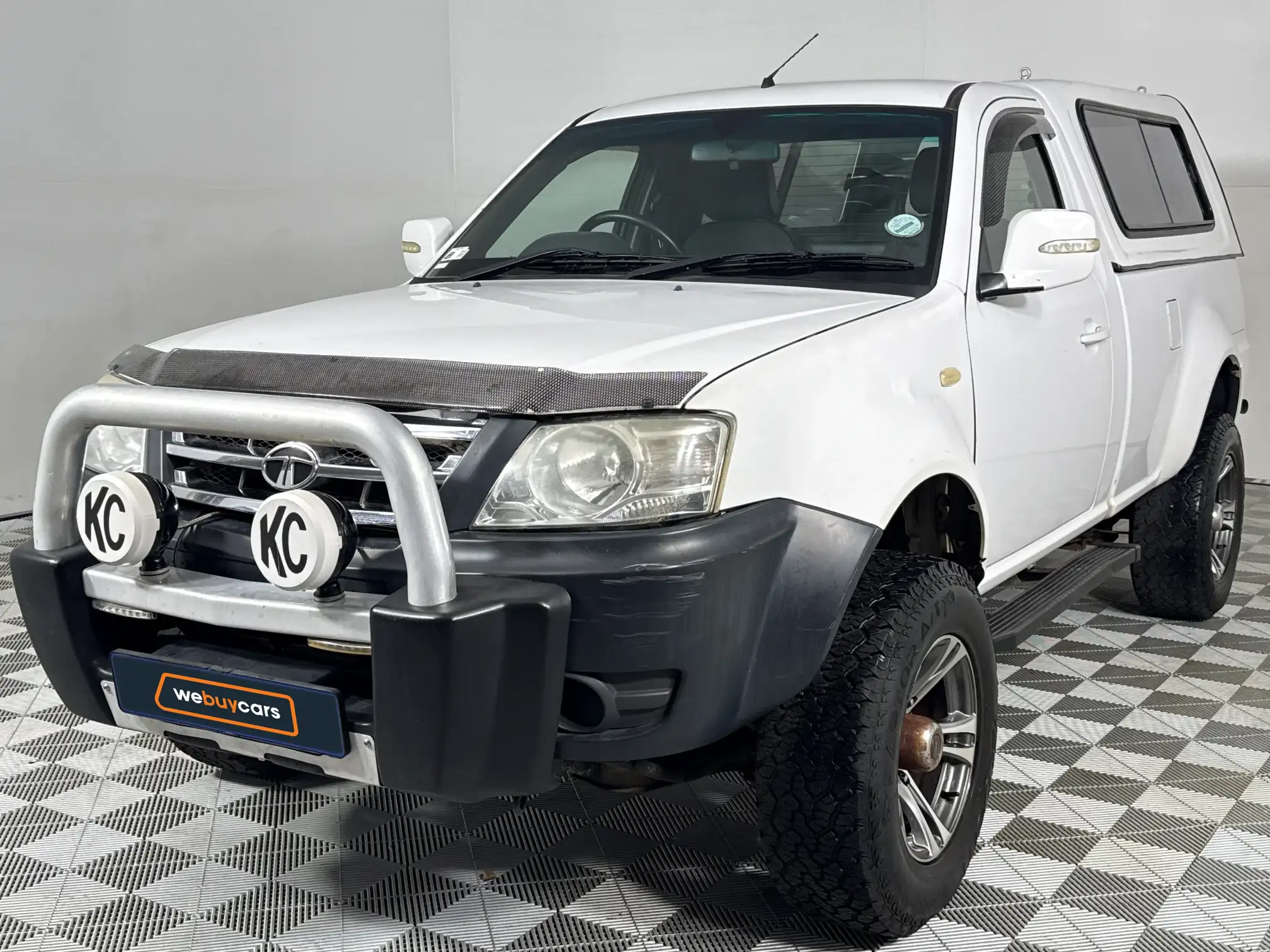2013 Tata Xenon