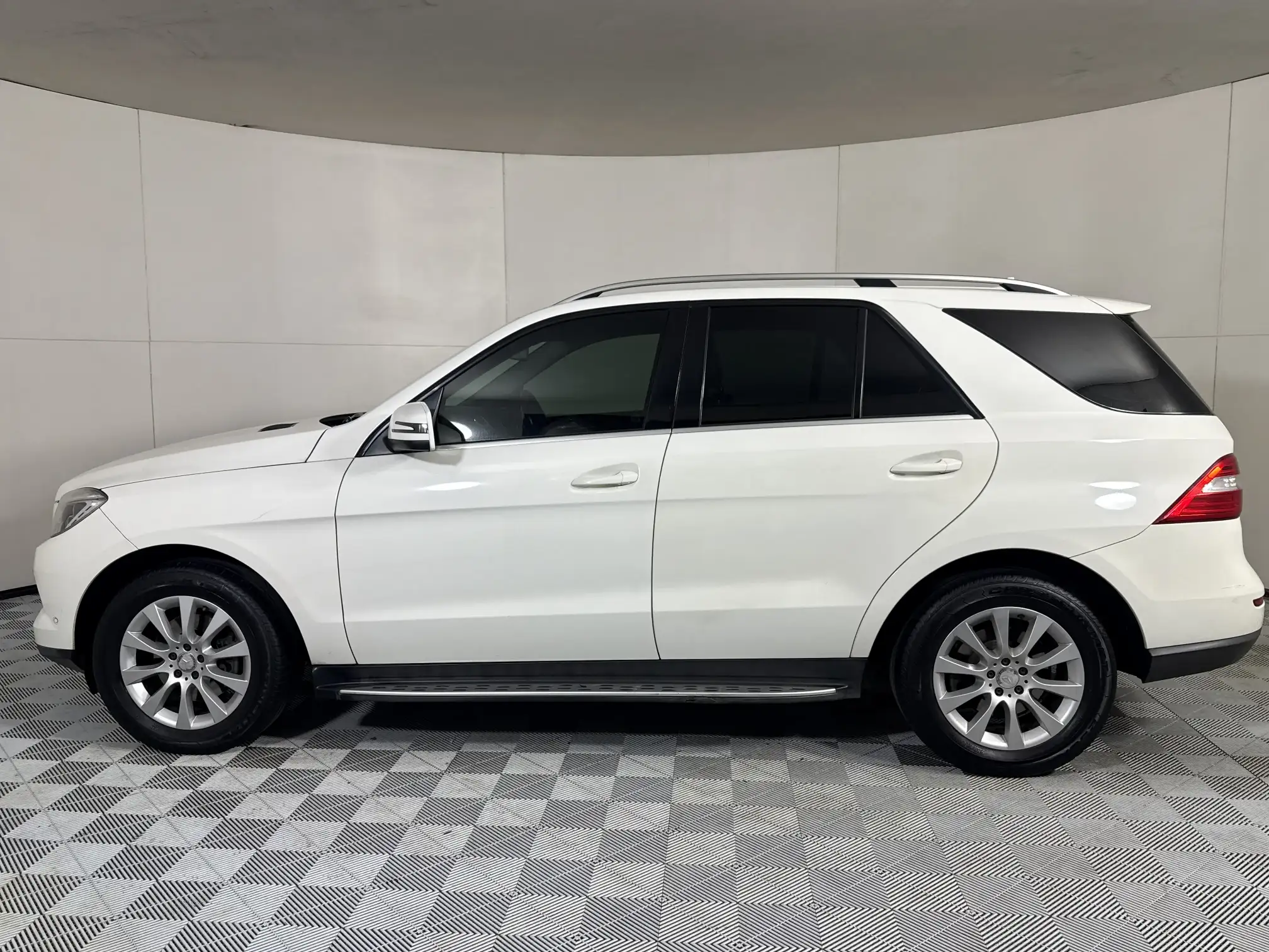 Mercedes-Benz M Class