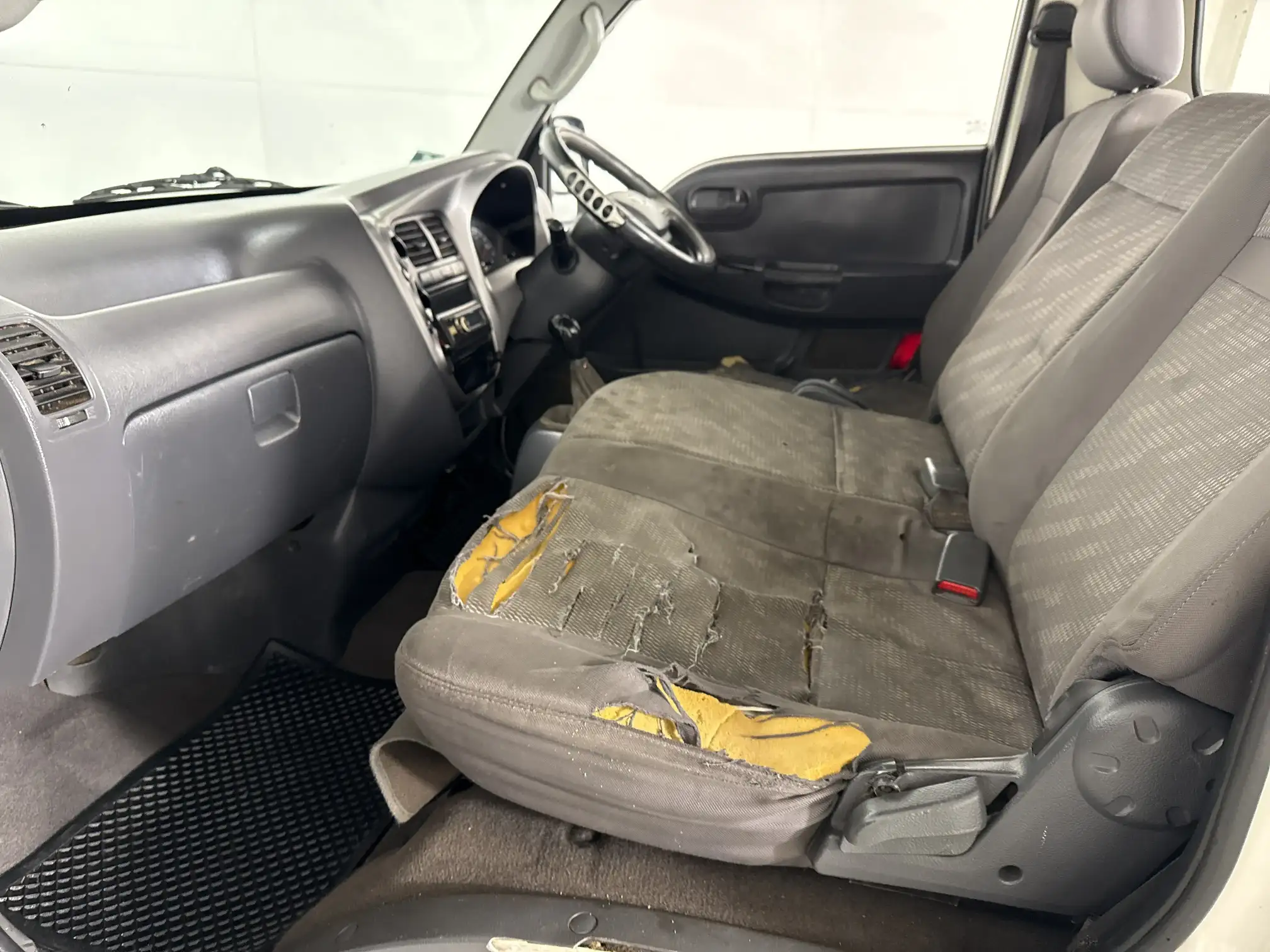 KIA K 2700