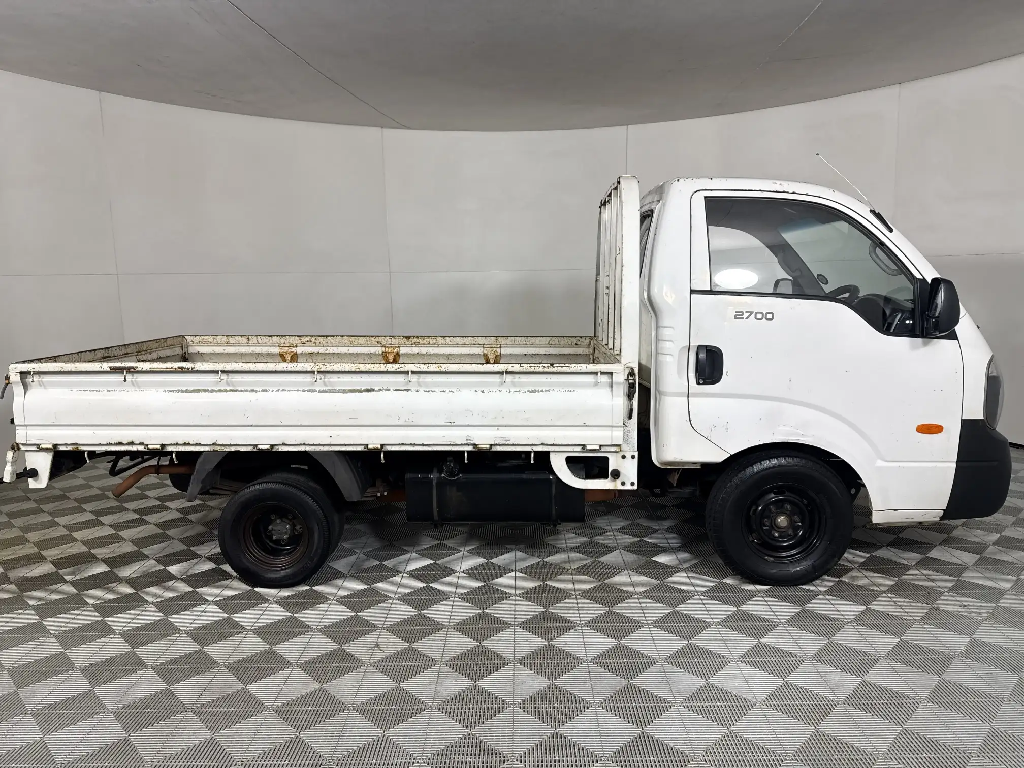 KIA K 2700