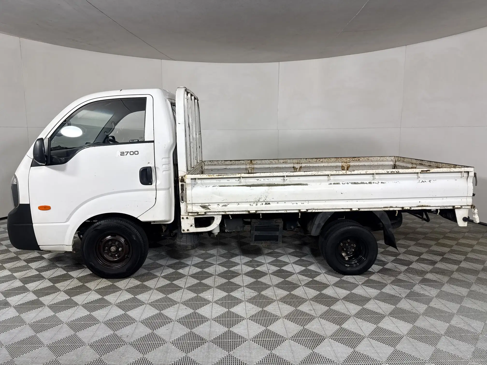 KIA K 2700