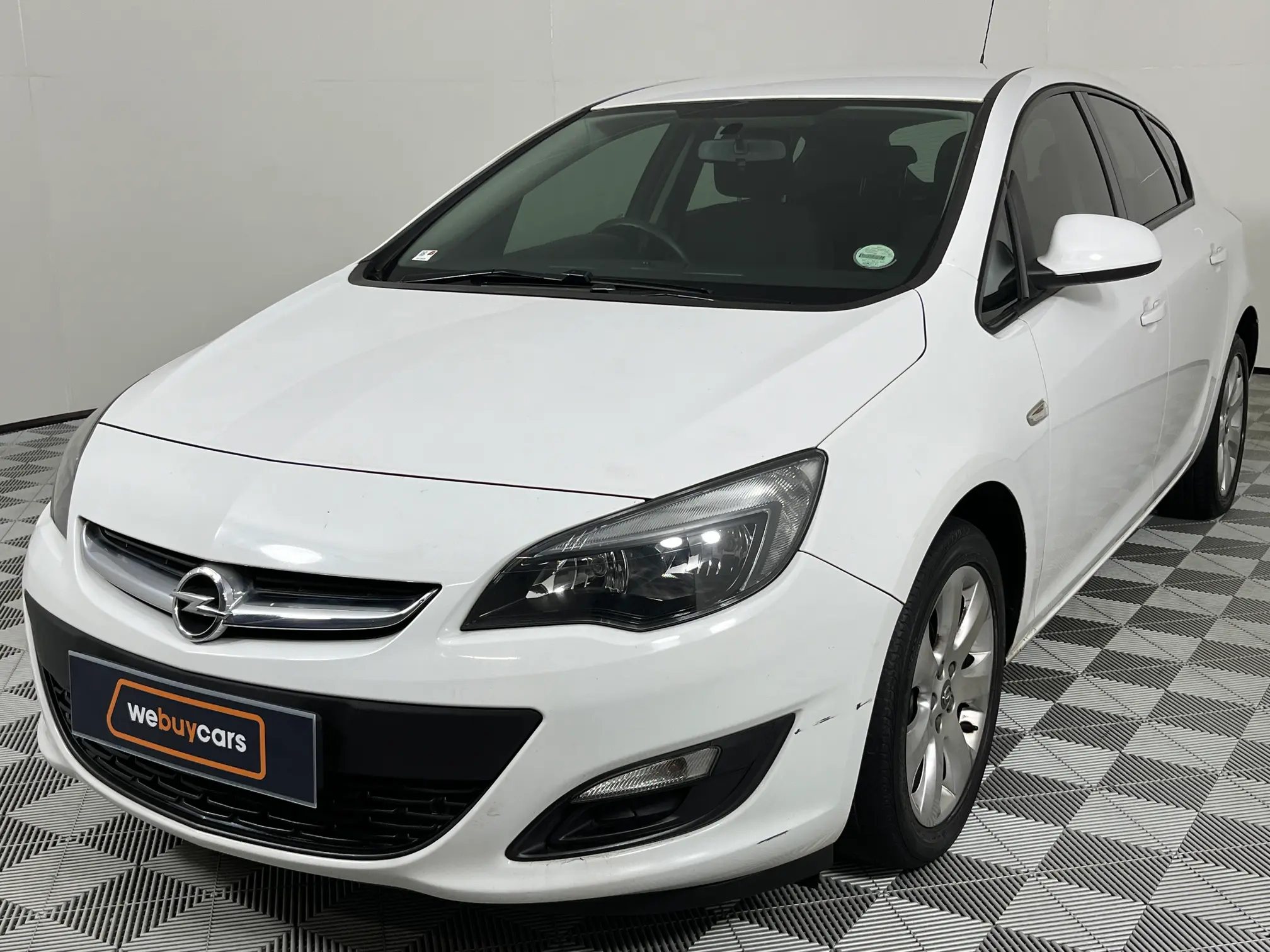 2013 Opel Astra 1.6 Essentia 5-Door