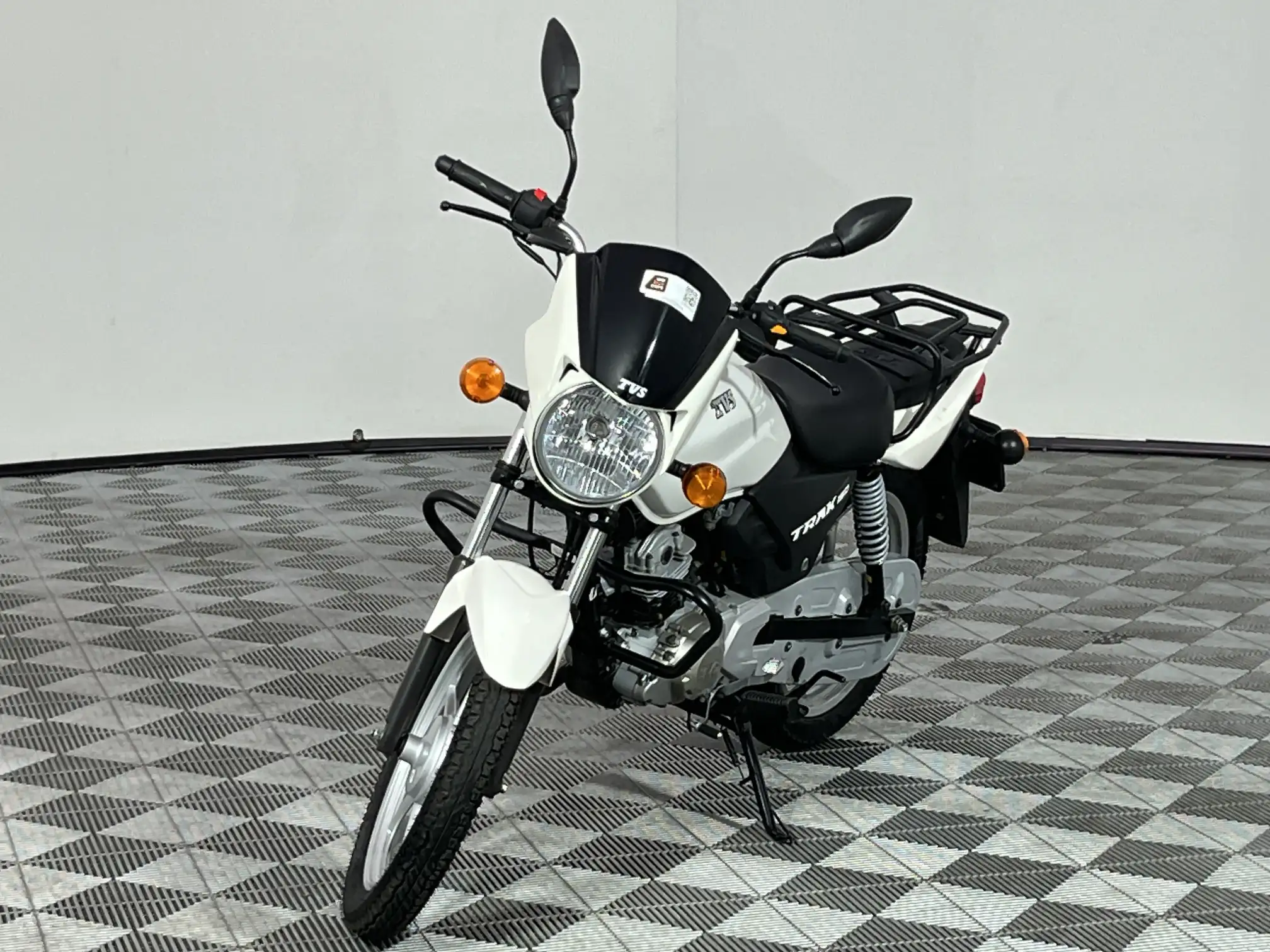 TVS 125
