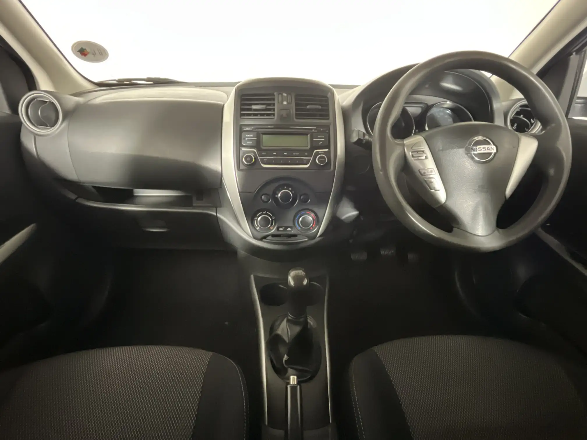 Nissan Almera