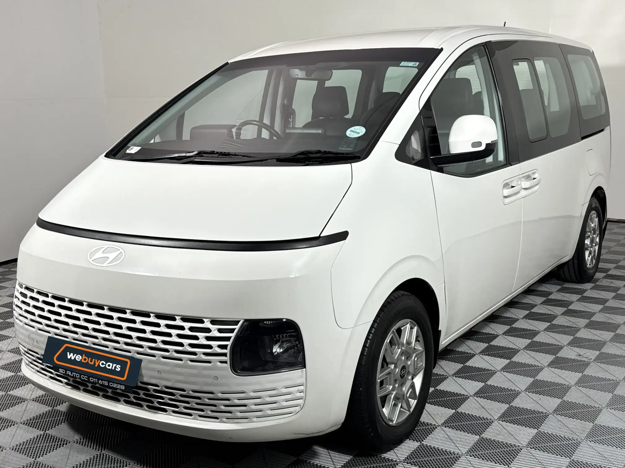 2025 Hyundai Staria